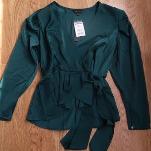 Women’s long sleeve blouse